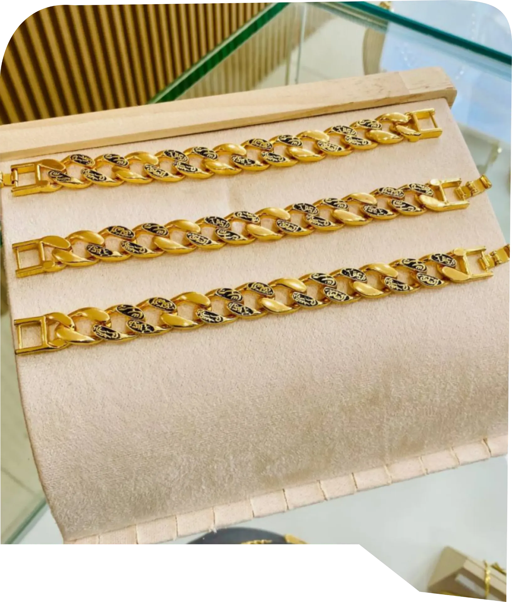 اسوارة ثقيلة مع دعاء